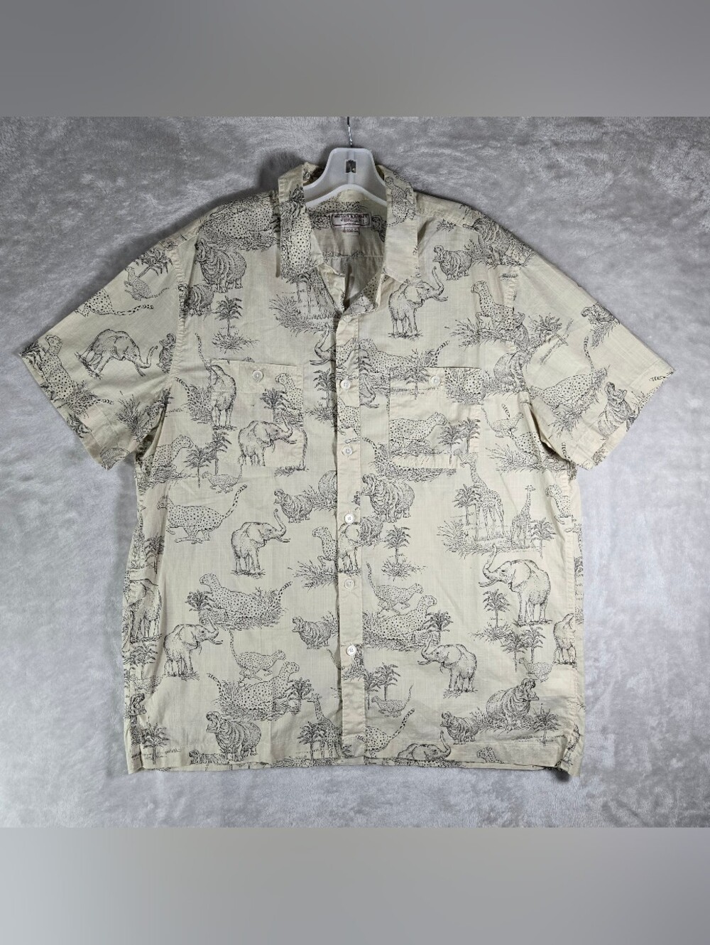 Wallace & Barnes J Crew Mens Workshirt Large Safari Button Up Beige Short Sleeve